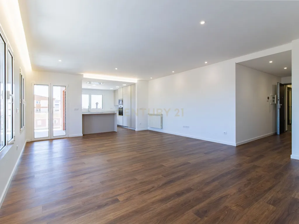Apartamento T3, em construção, na Marinha Grande - Image 6