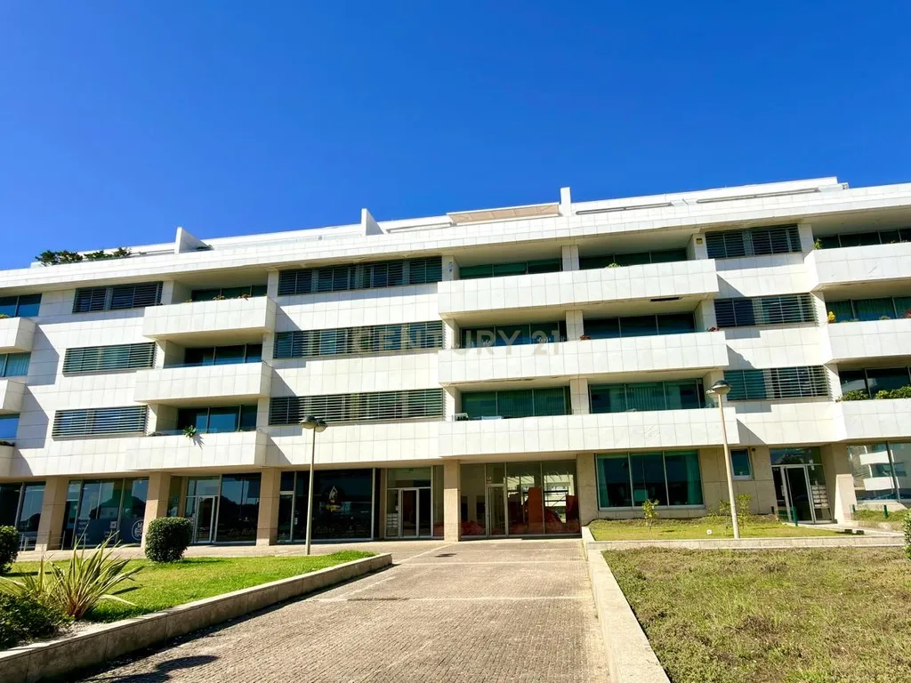 T3 NA 1ª LINHA DE MAR COM 2 LUGARES DE GARAGEM | LEÇA DA PALMEIRA - Image 23