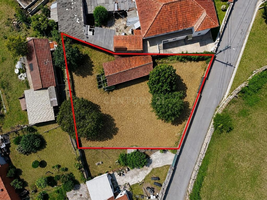 Terreno com Projeto Aprovado para 3 Moradias em Lanheses - Image 6