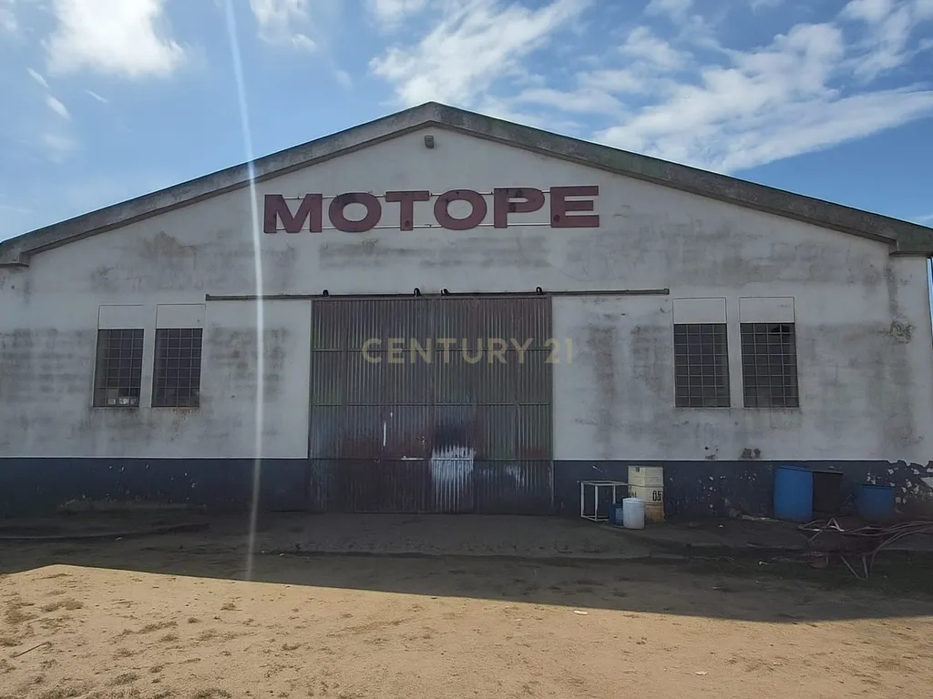 💼 Espaço Industrial/Comercial com 2 Armazéns e Terreno Amplo – Excelente Potencial em Beja - Image 5