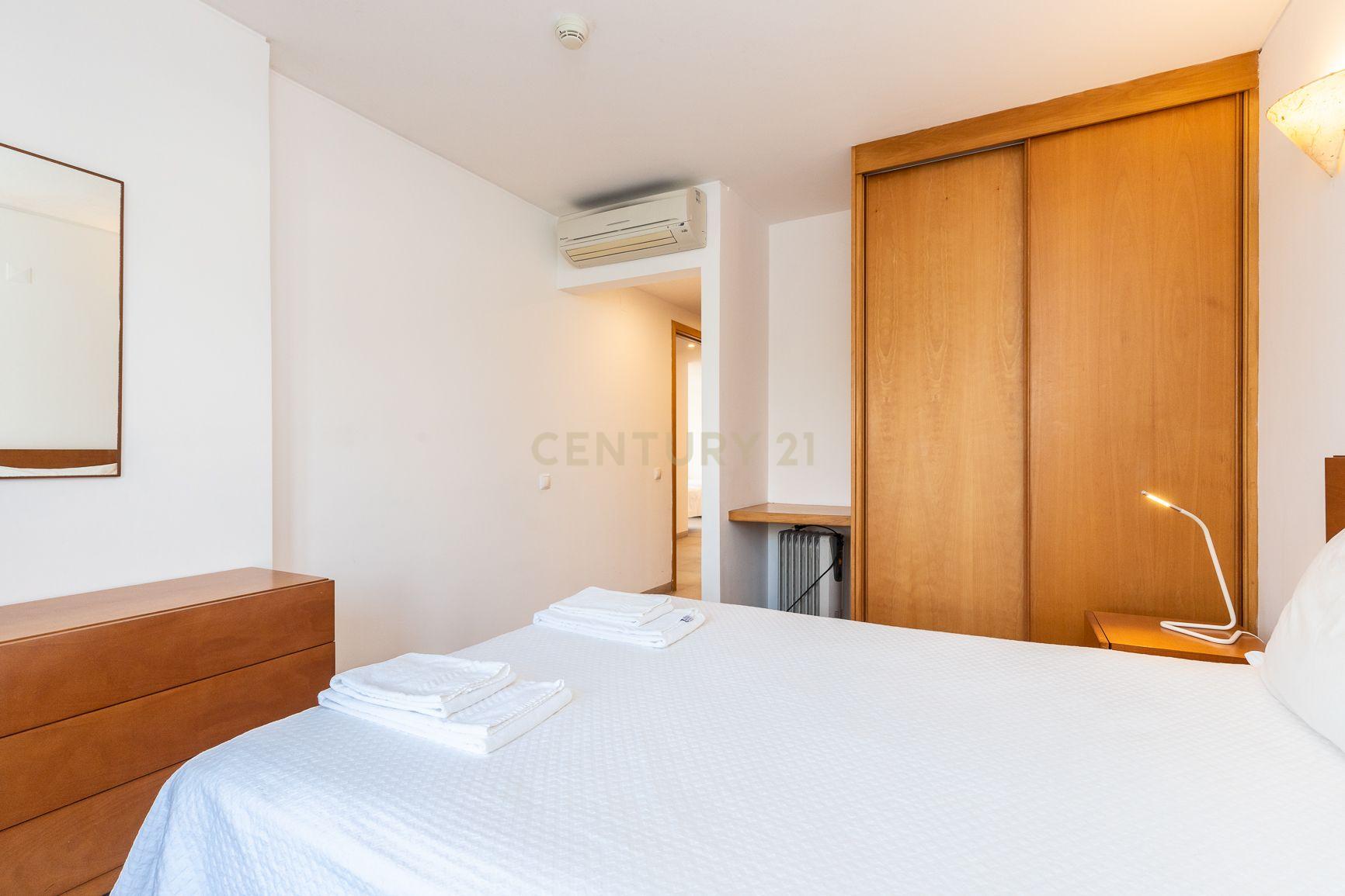 T2 , Golden Club Cabanas. - Image 18