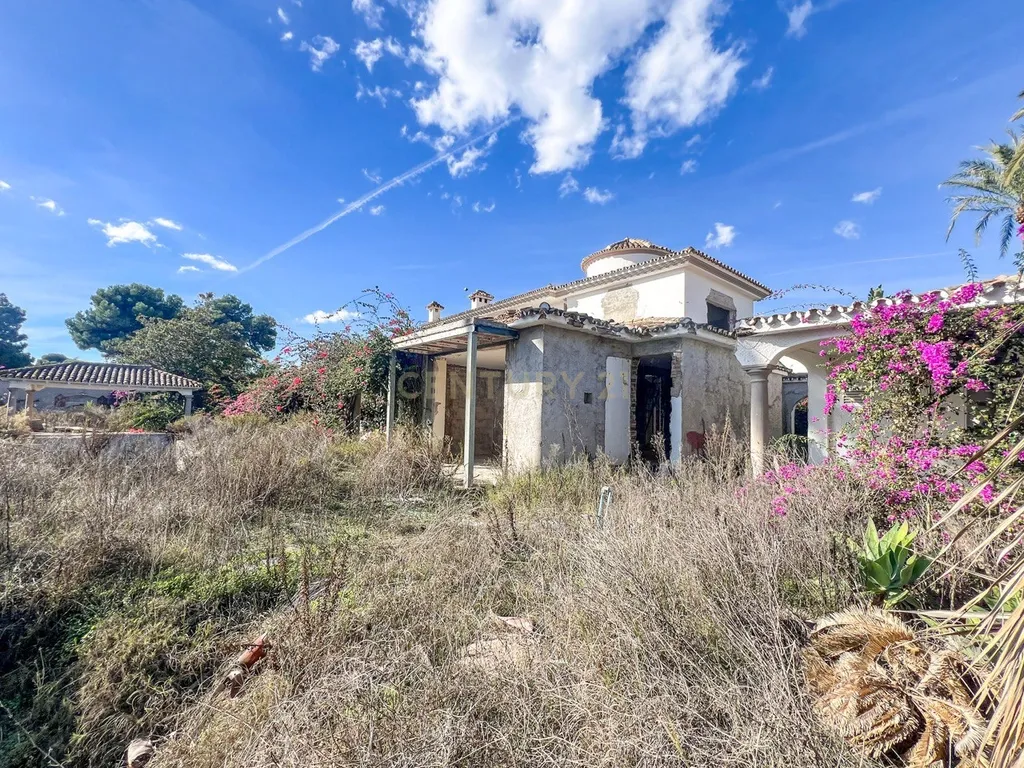 Moradia à Segunda Linha do Mar em Costalita – A Apenas 30 Metros da Praia - Image 29