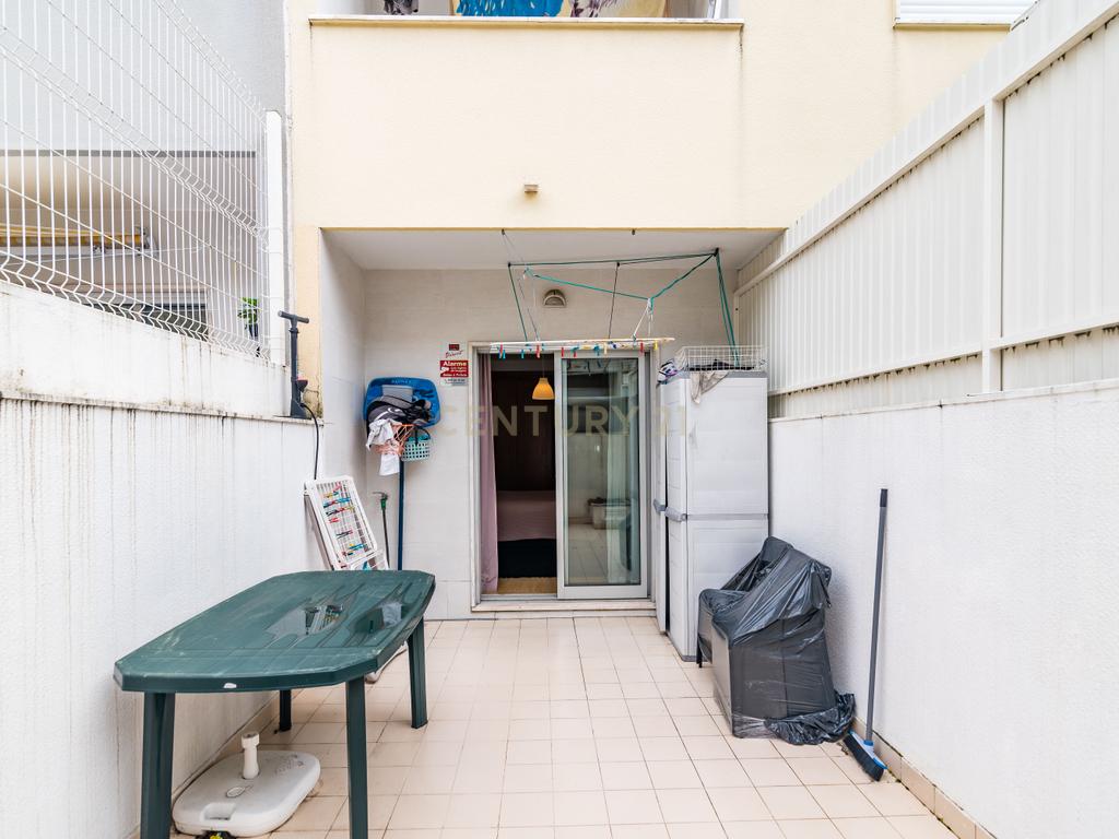 Apartamento T2 com Terraço em Loures - Excelente Oportunidade! - Image 19