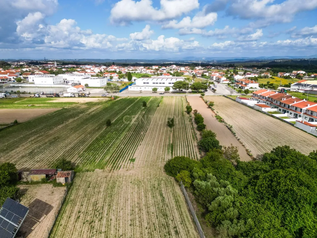 Terreno no centro do Paião, Figueira da foz - Image 10