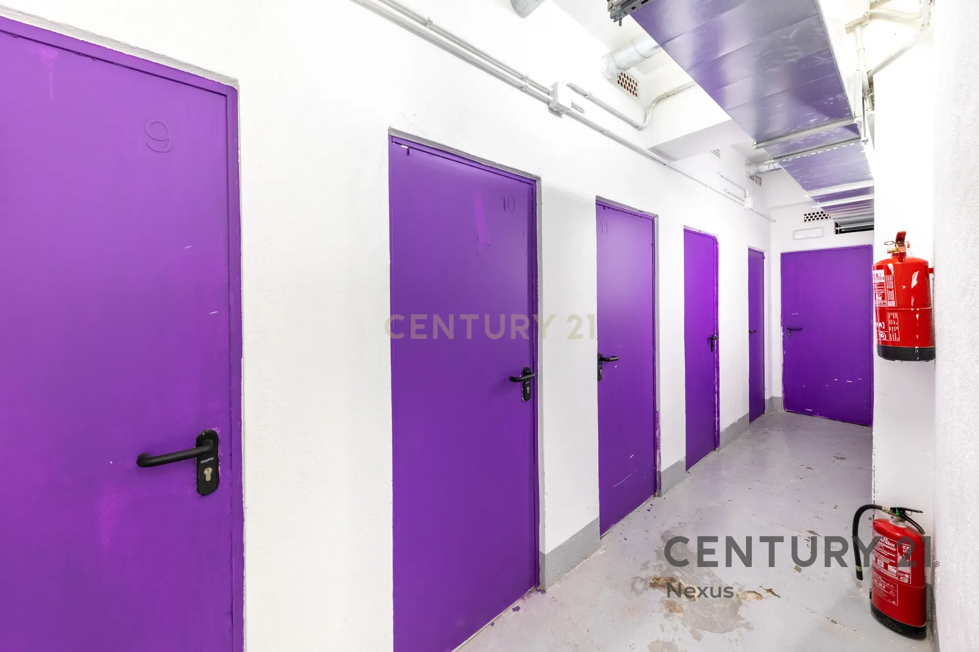 Espaço de Armazenamento Moderno e Seguro em Ripollet – Ideal para Investidores ou Self-Storage - Image 1