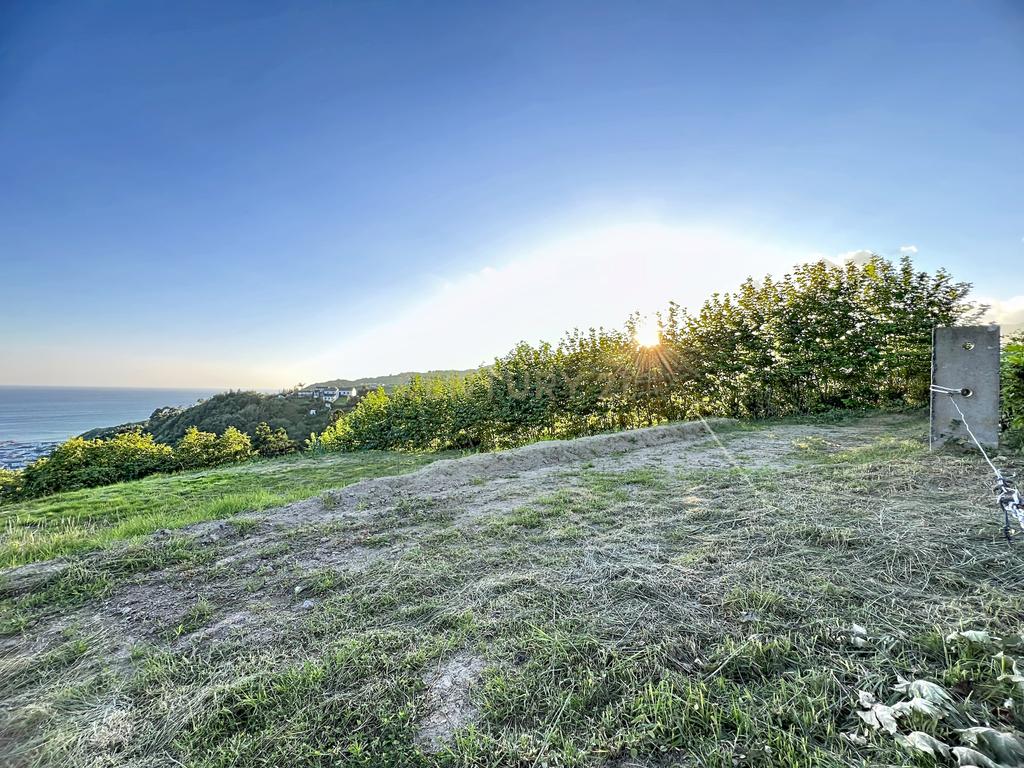 Terreno com vista mar e montanha com projeto aprovado. - Image 9