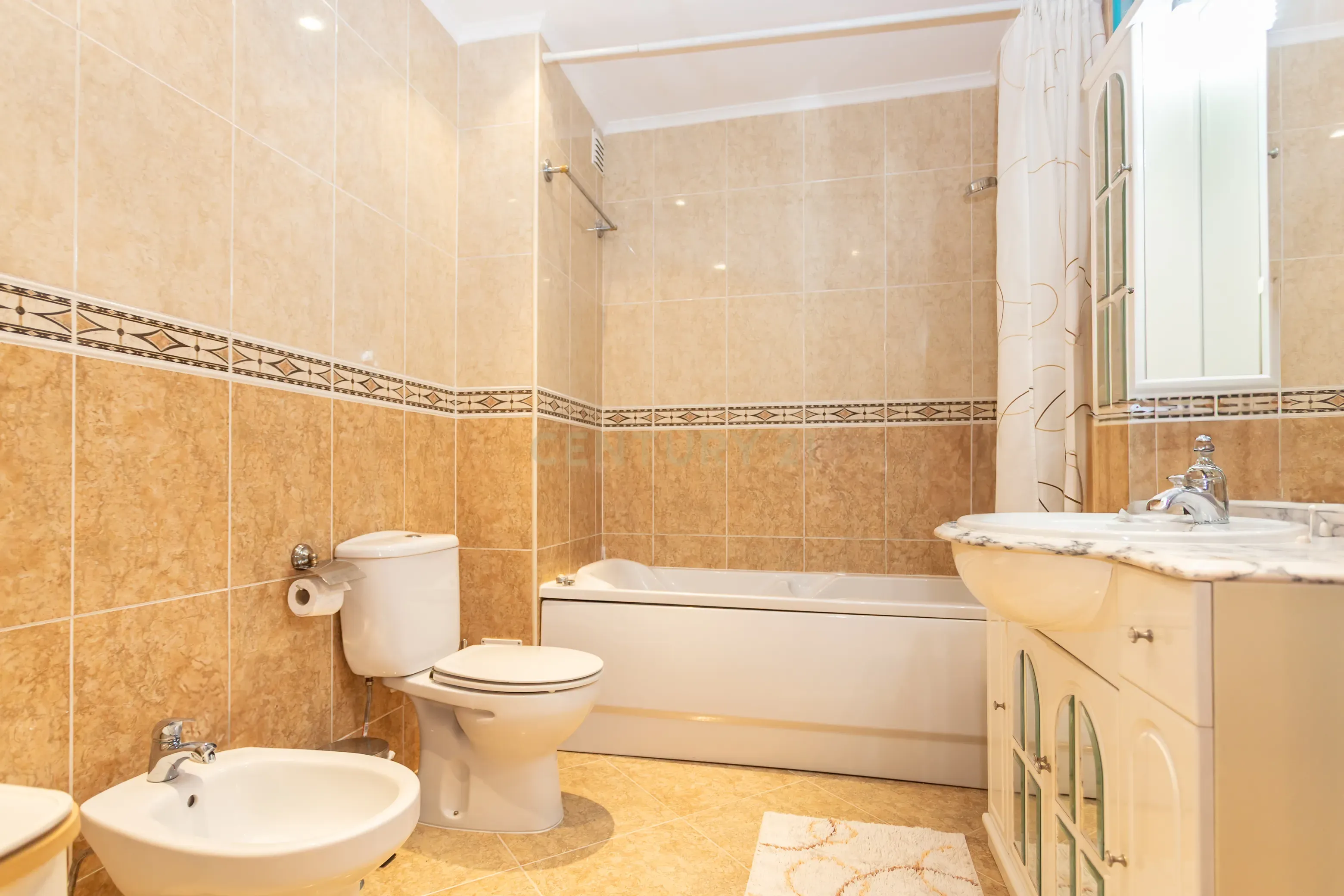 Apartamento T3 Quinta do Conde - Image 19