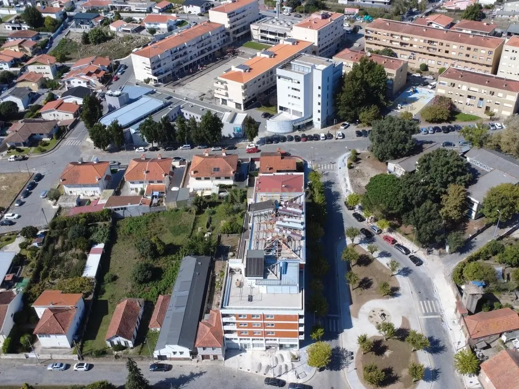 Loja para venda ou arrendamento em Vila das Aves - Image 43