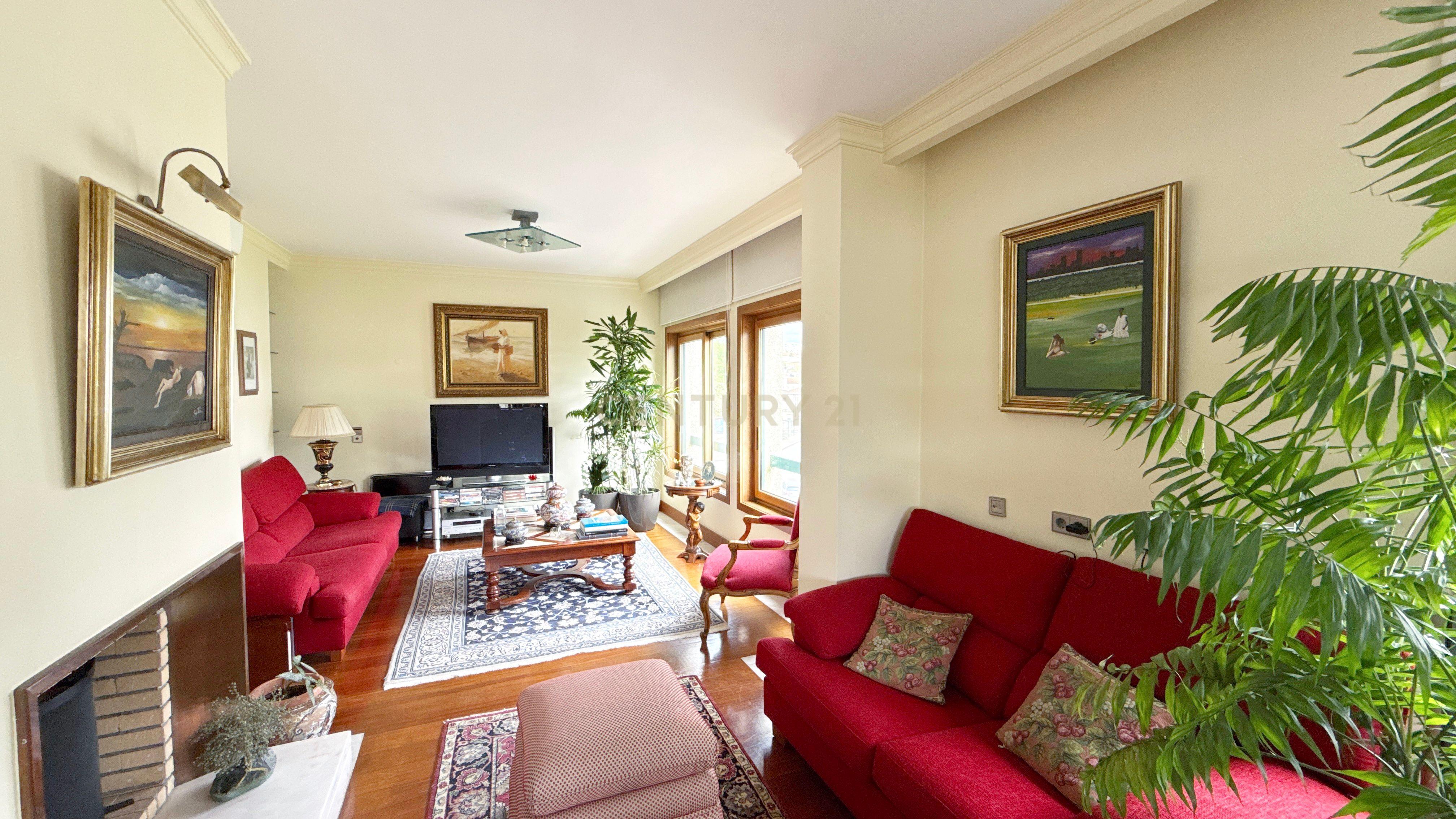 APARTAMENTO T5 DUPLEX | VISTA RIO | LORDELO DO OURO – FOZ, PORTO - Image 7