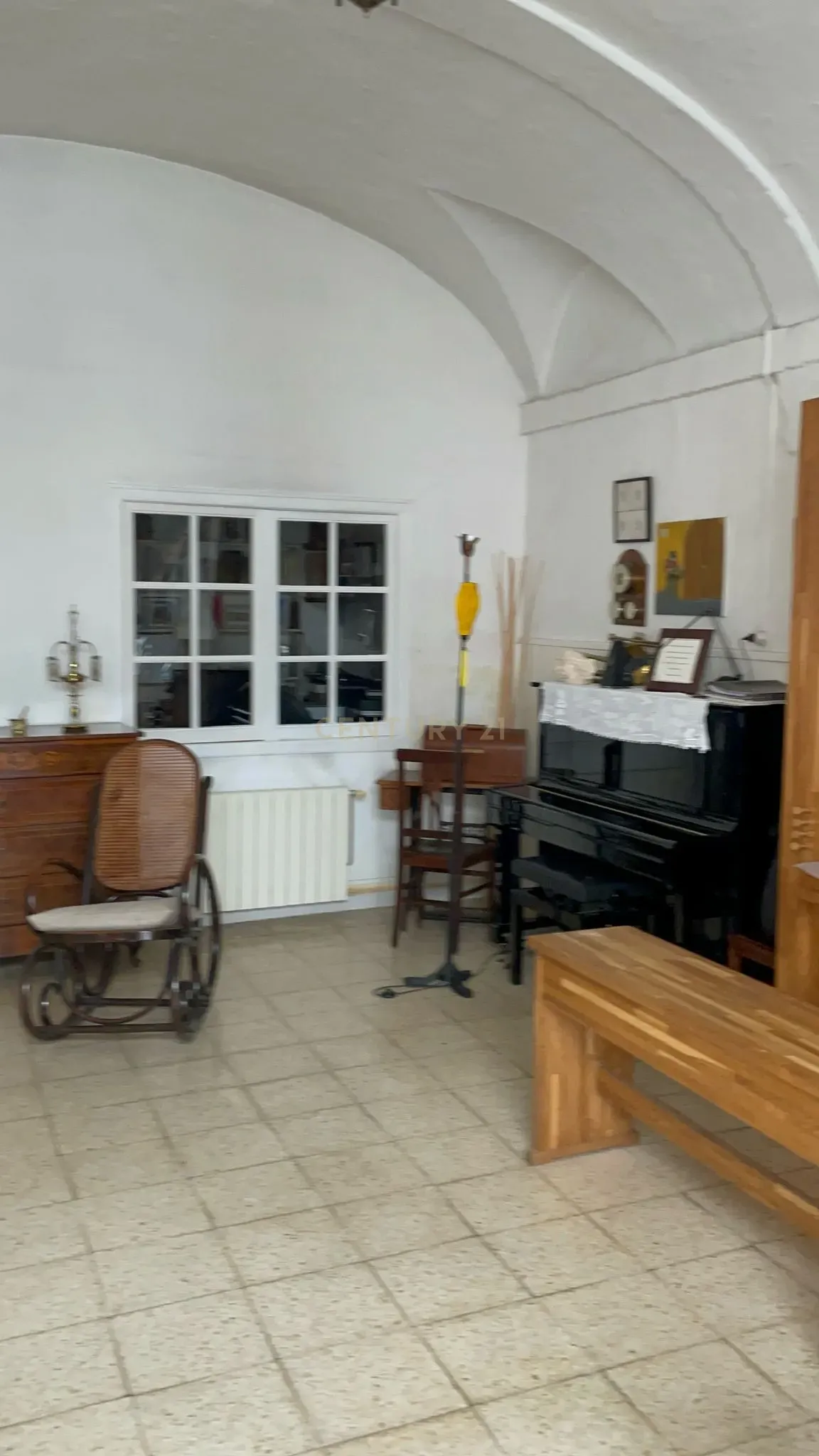 - Image 5