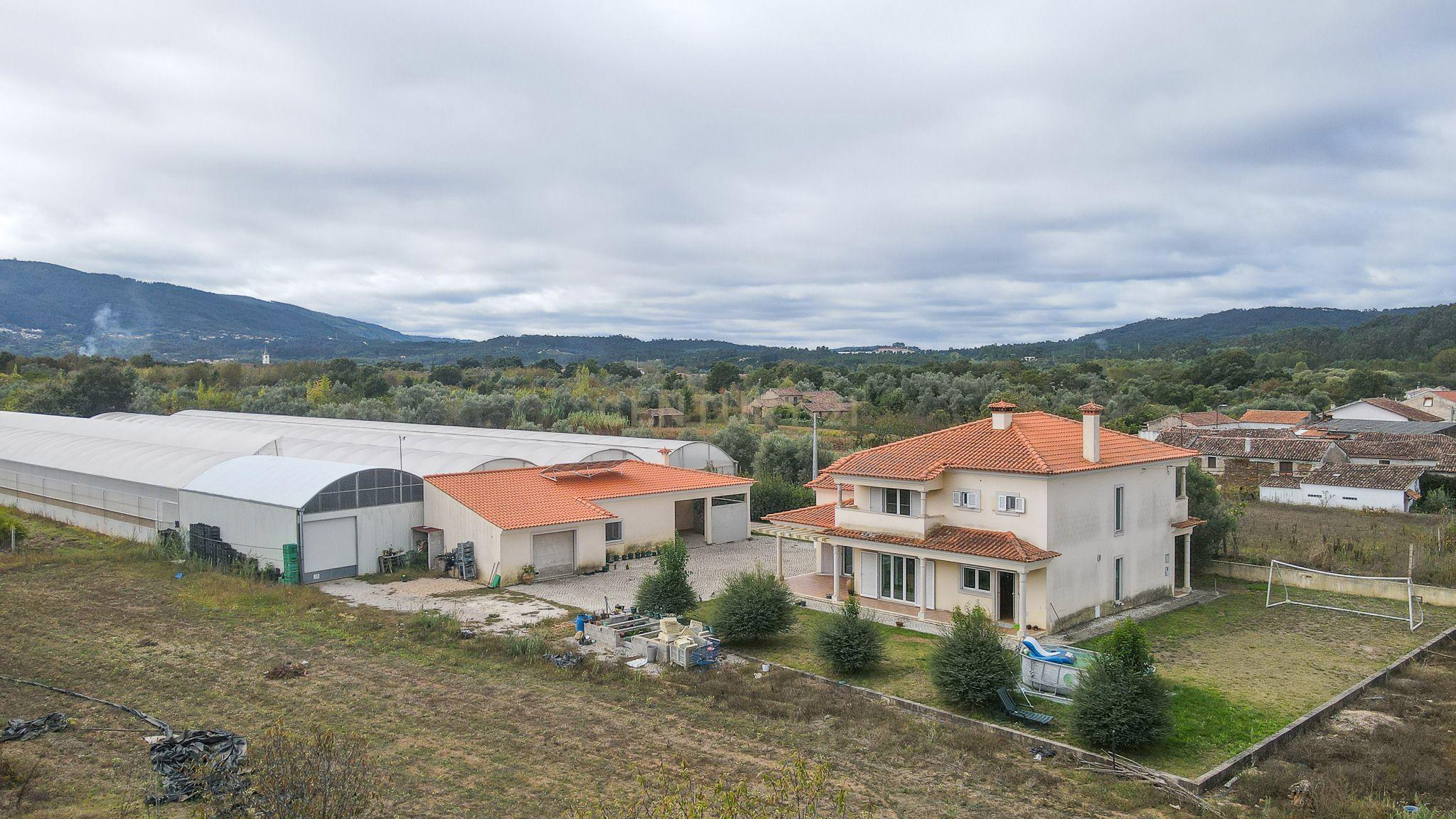 Moradia T4 - Lousã - Image 12