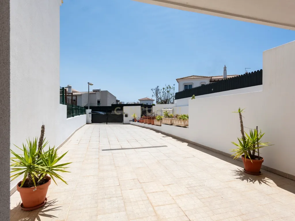 MORADIA T3 - QUINTA DO INFANTE, ALBUFEIRA - Image 25