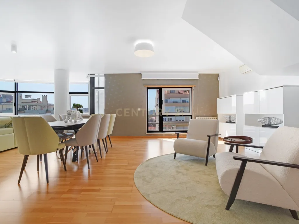 Apartamento T5 Duplex de Luxo para Arrendamento – Avenida do Brasil, Lisboa - Image 2