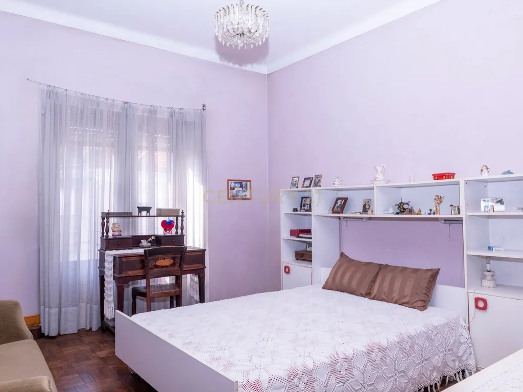 Apartamento T4+1 com Vista Panorâmica em Coimbra - Image 8