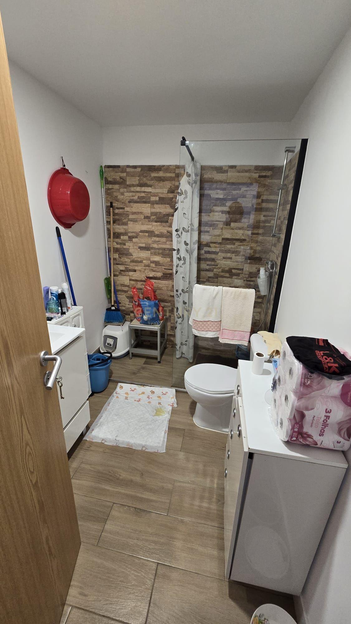 Fotografia 6 de T0 Transformado em T1 Totalmente Remodelado em Setúbal