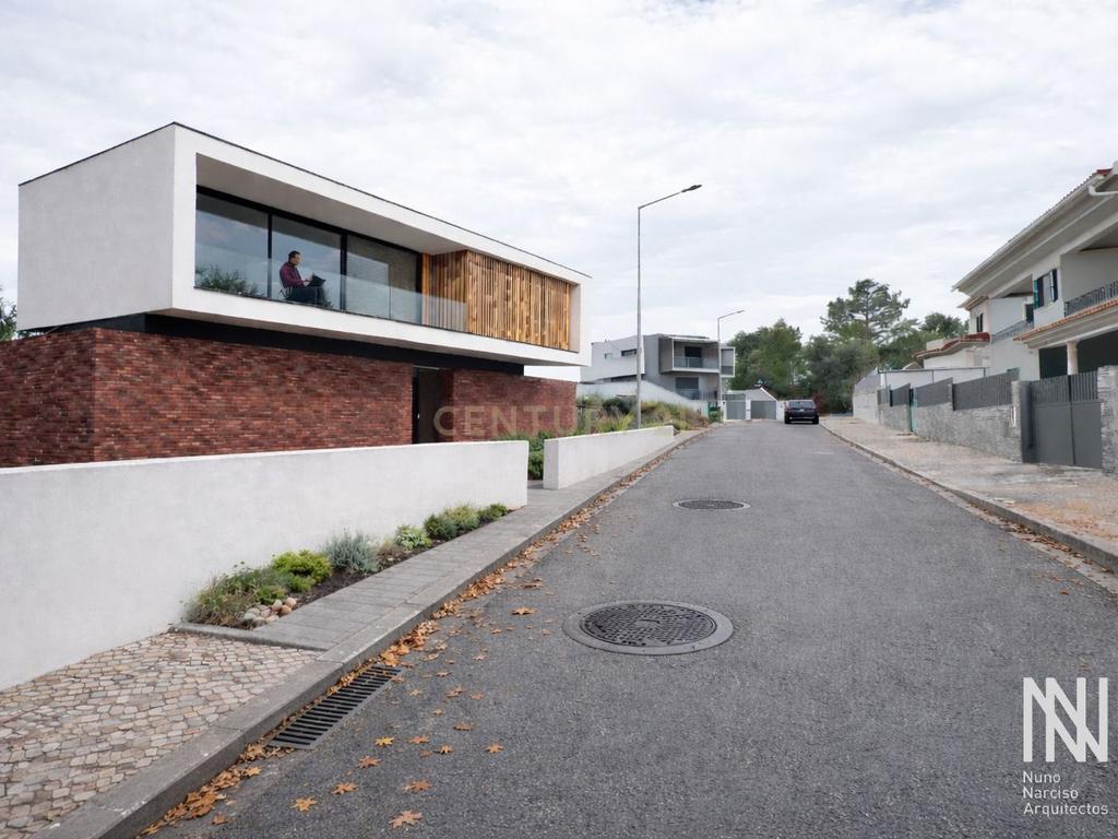 O terreno com a melhor relação qualidade-preço da zona — compare e desafie-nos - Image 12