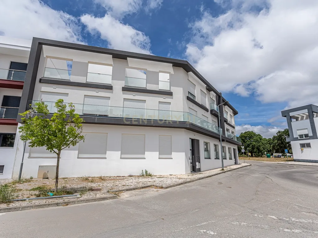 T0 Novo com Magnífico Terraço, Churrasqueira, Garagem e Arrecadação | Aires - Palmela - Image 23