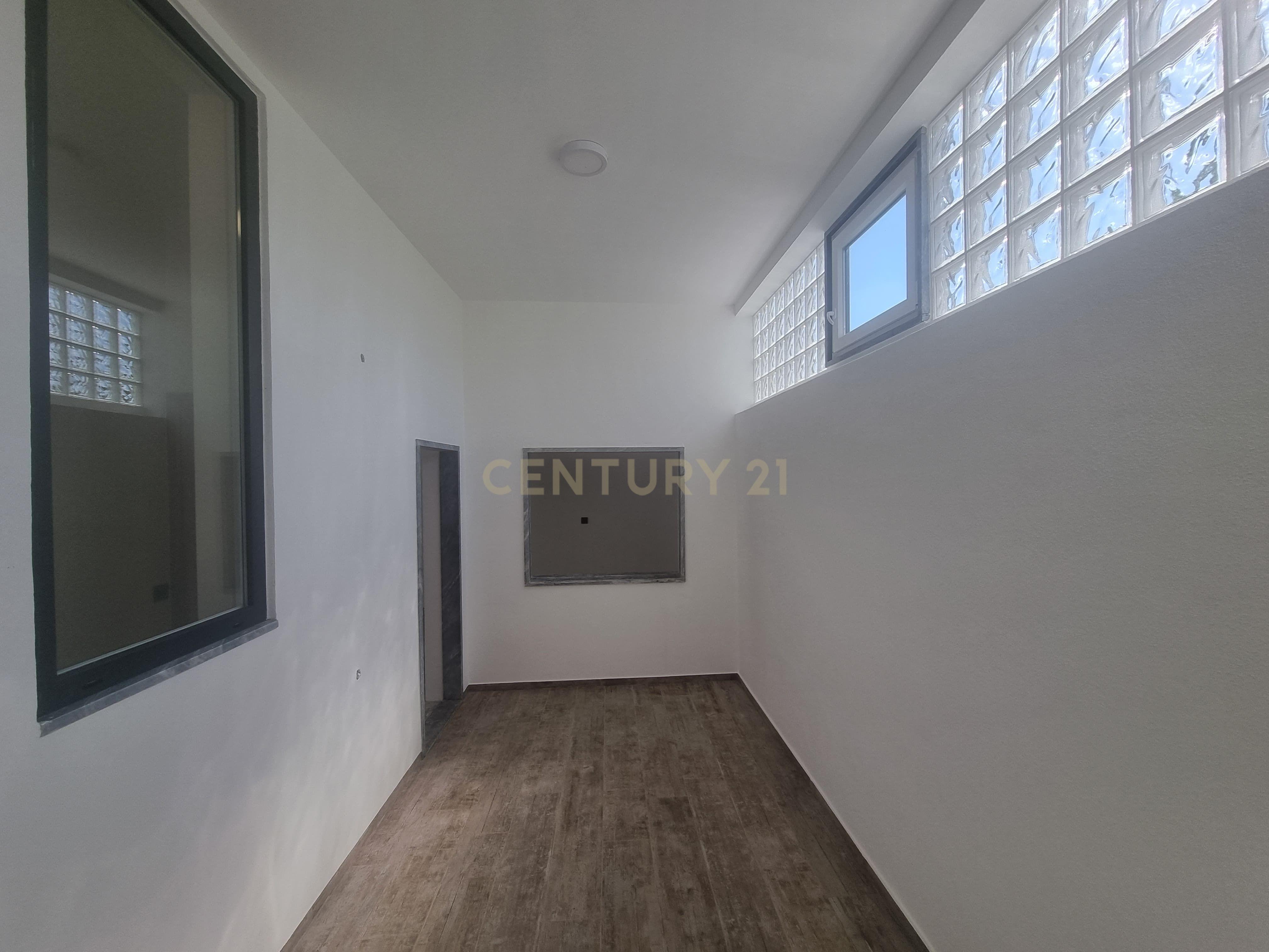 Moradia T2+1 Nova com garagem - Image 26