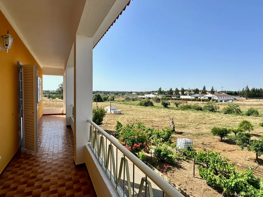 Alentejo-BEJA- Nossa Senhora das Neves, Excelente Quinta, com MORADIA de 267,3 m2 , Casa de Monte de 90 m2 e 23000 m2 de Terreno com Furo e Poço - Image 2