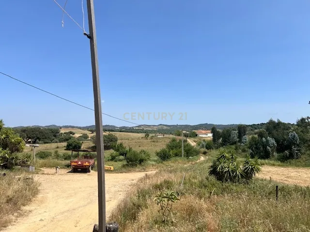 Herdade com 59,225 ha , 687m2 urbano, nascente de água, em Colos, Odemira - Image 36