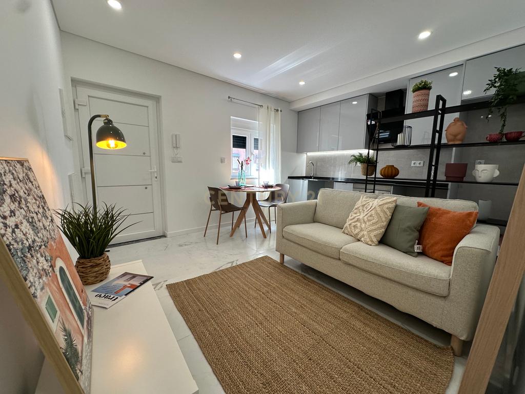 Apartamento T2 no Prior Velho, Loures! - Image 6