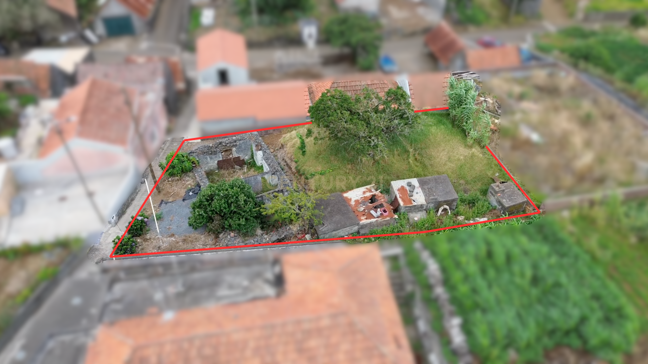 Fotografia 5 de Casa em Ruínas com Vista Montanha em Ponta do Pargo, Madeira + Garagem 40m²
