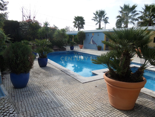 Moradia T4 em Alhos Vedros - Image 5
