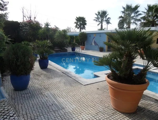 Moradia T4 em Alhos Vedros - Image 5