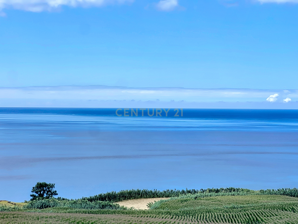 🏡 Moradia Única com Vista Mar — 3 Apartamentos | AL em Funcionamento | Feteiras, Ponta Delgada - Image 15