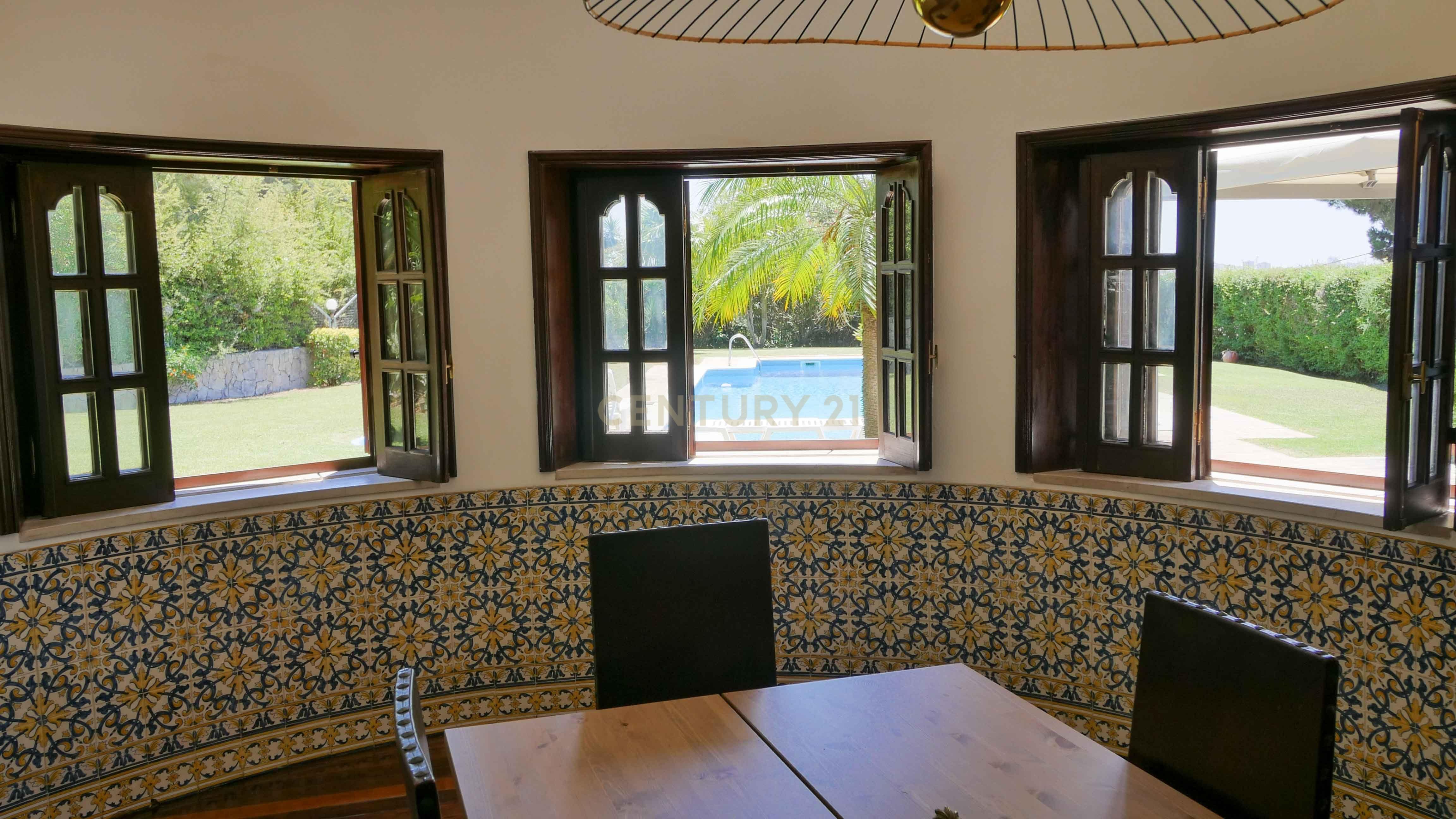 Fotografia 8 de QUINTA EM PALMELA | 7 QUARTOS | 4 CASAS DE BANHO | 3 PISOS