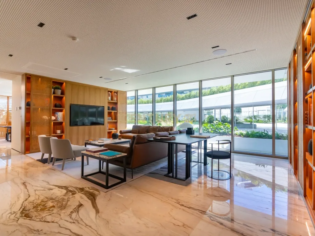 Apartamento de Luxo com 3 Quartos Virado a Sul na prestigiada Infinity Tower - Image 46