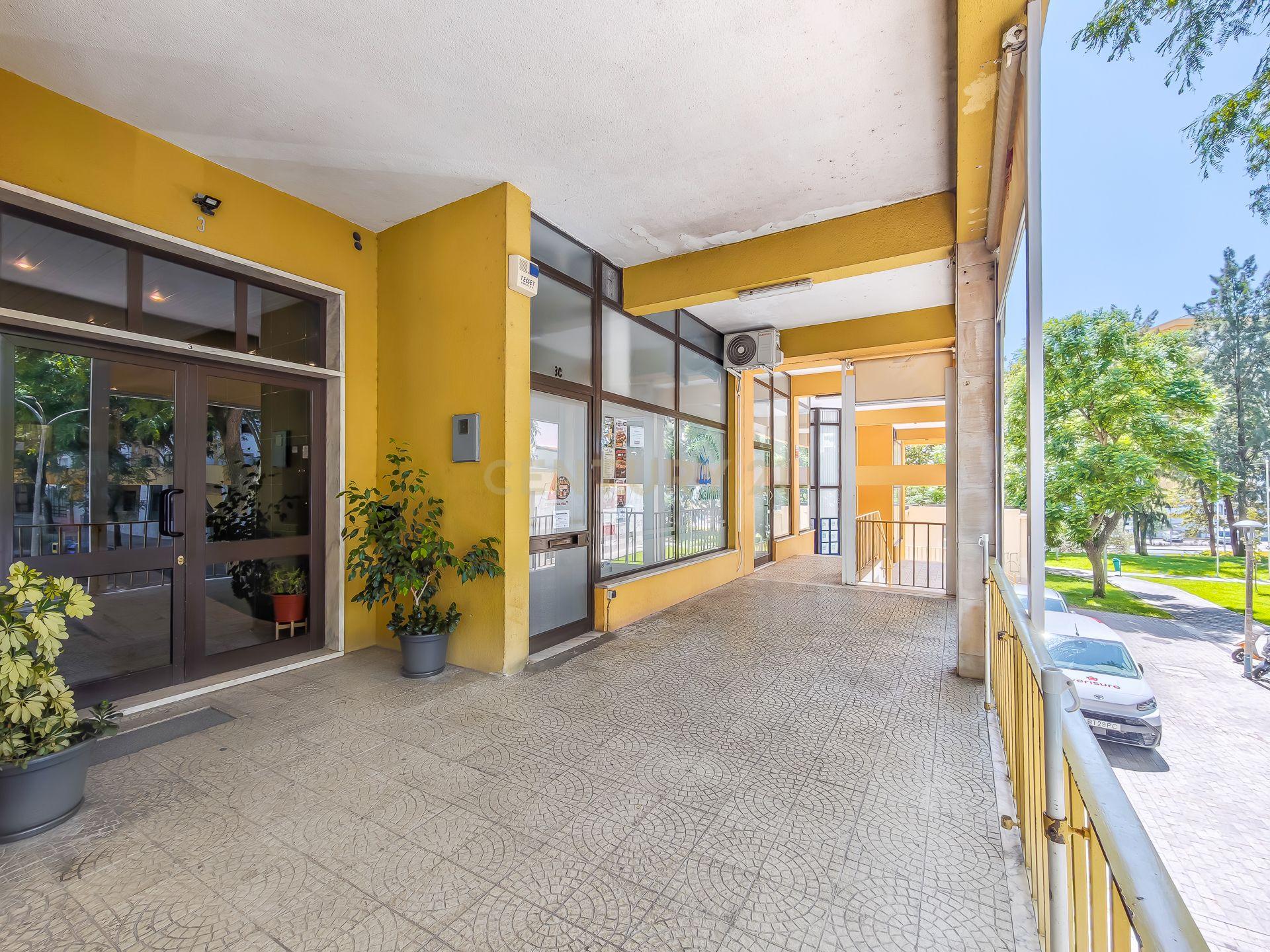 Fotografia 3 de Apartamento T3 em Montebelo / Setúbal