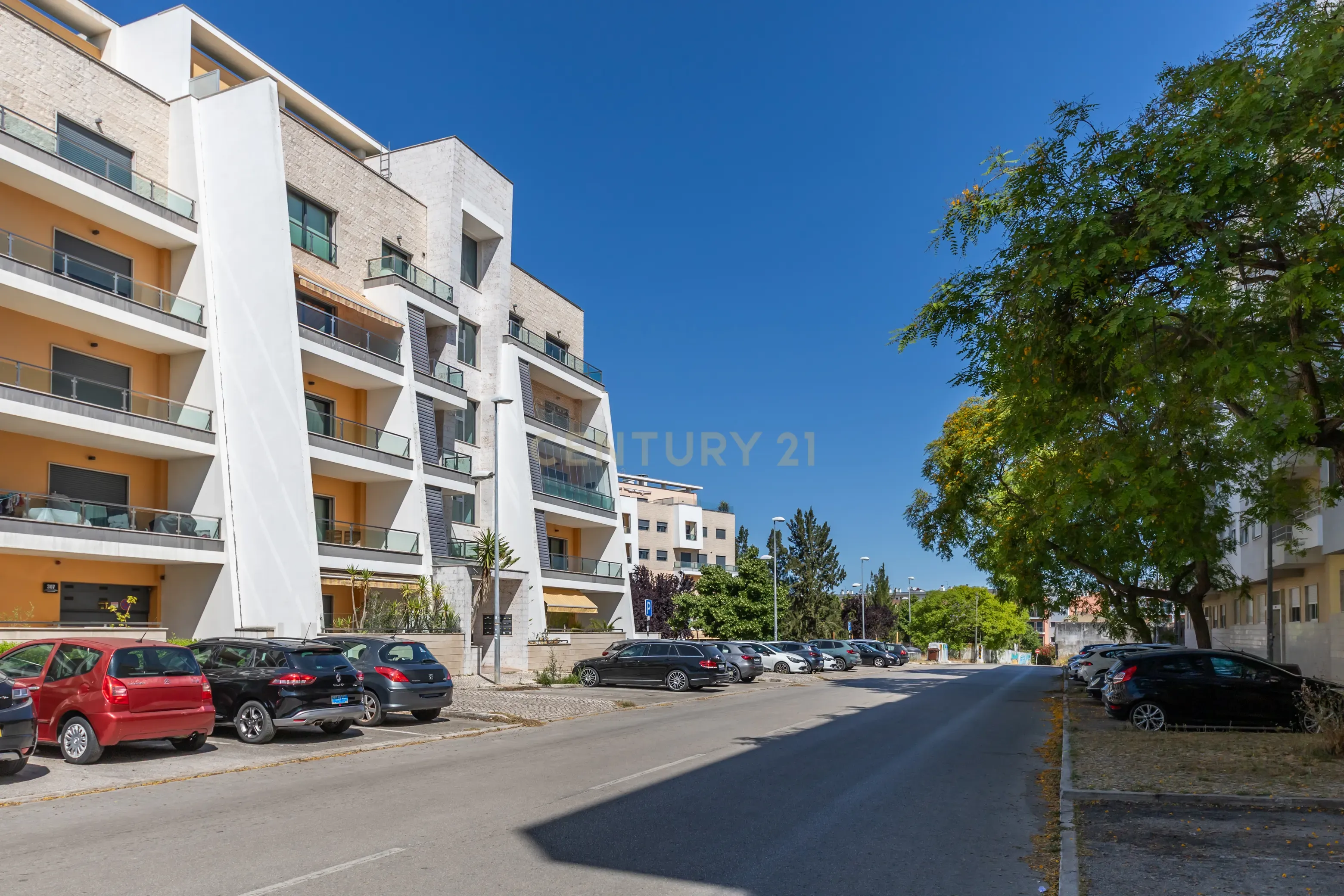 Apartamento T3 Com Box - Varandas Montijo - Image 42