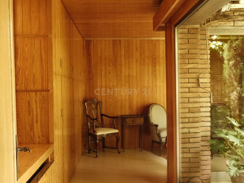  - Image 35
