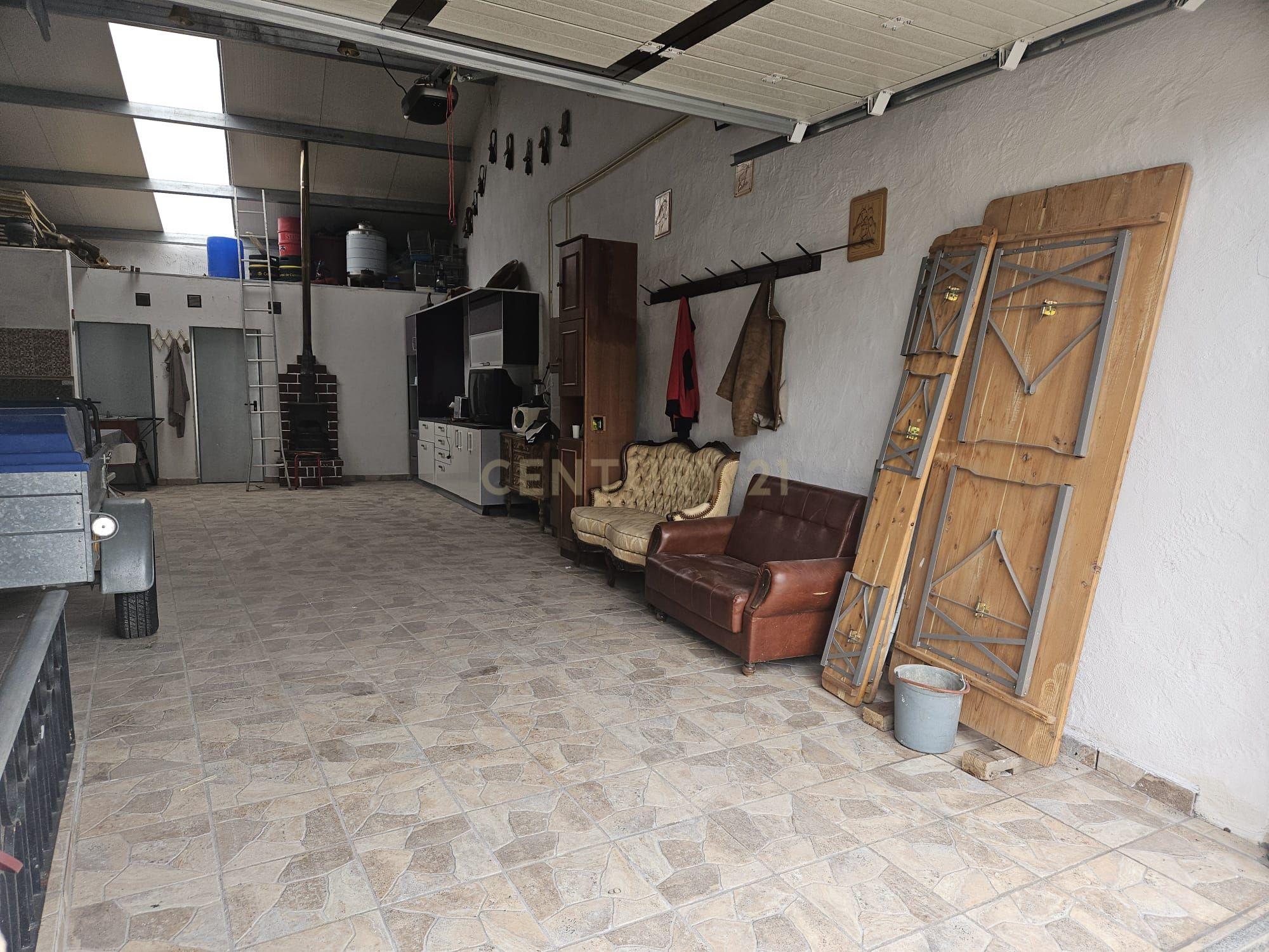 Garagem / Arrecadação com 100m2 - A Oportunidade que Transforma Ideias em Realidade - Image 7