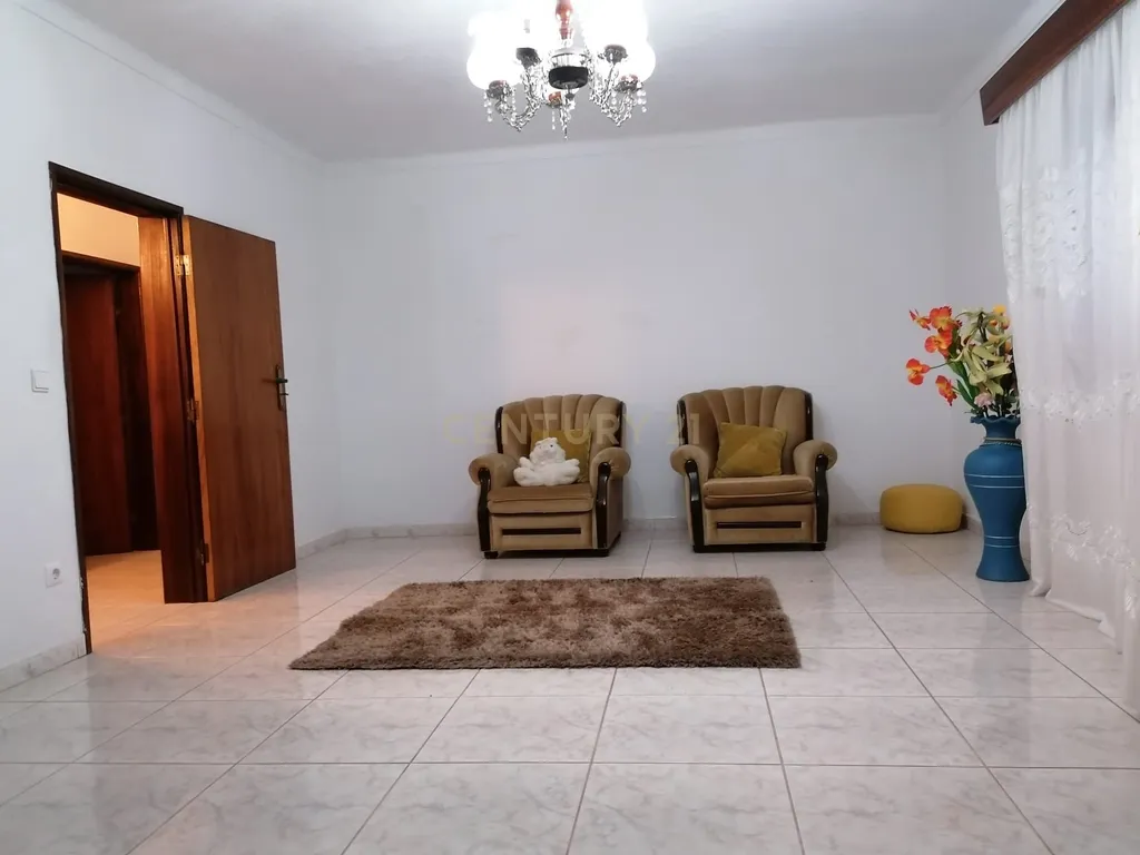 Moradia Térrea T3 com quintal e sótão, Guadalupe, Évora - Image 22