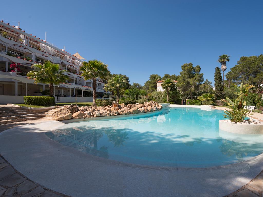 Acolhedor Apartamento na Urbanização Turmalina, Santa Eulalia – Ibiza - Image 21