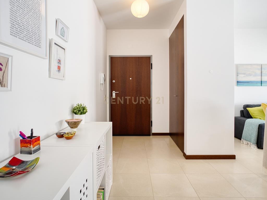 Apartamento T2 em Condomínio Fechado com Piscina e Jardins – Pederneira, Nazaré - Image 13