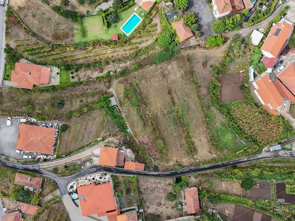Terreno com cerca de 5.000 m² para Venda - Image 9