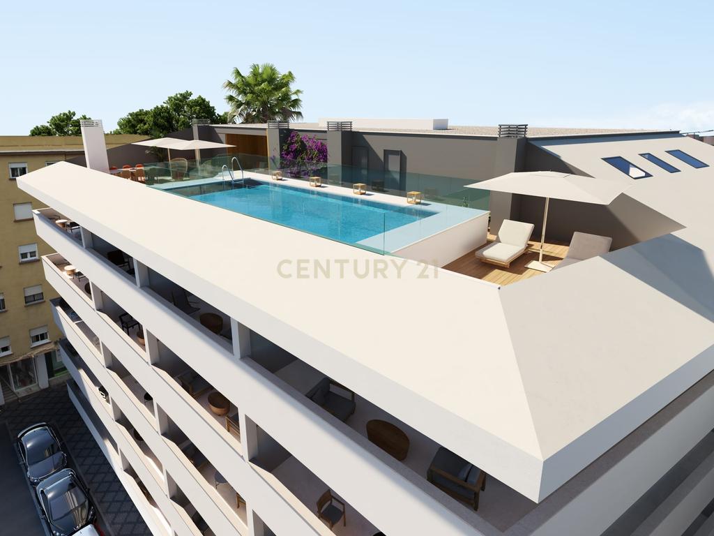 Penthouse exclusiva com 3 quartos e piscina em Fuengirola Centro - Image 7