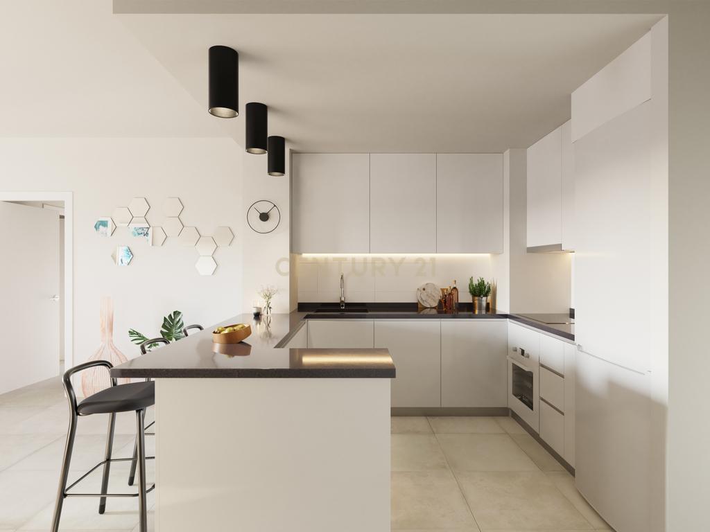 Penthouse exclusiva com 3 quartos e piscina em Fuengirola Centro - Image 3