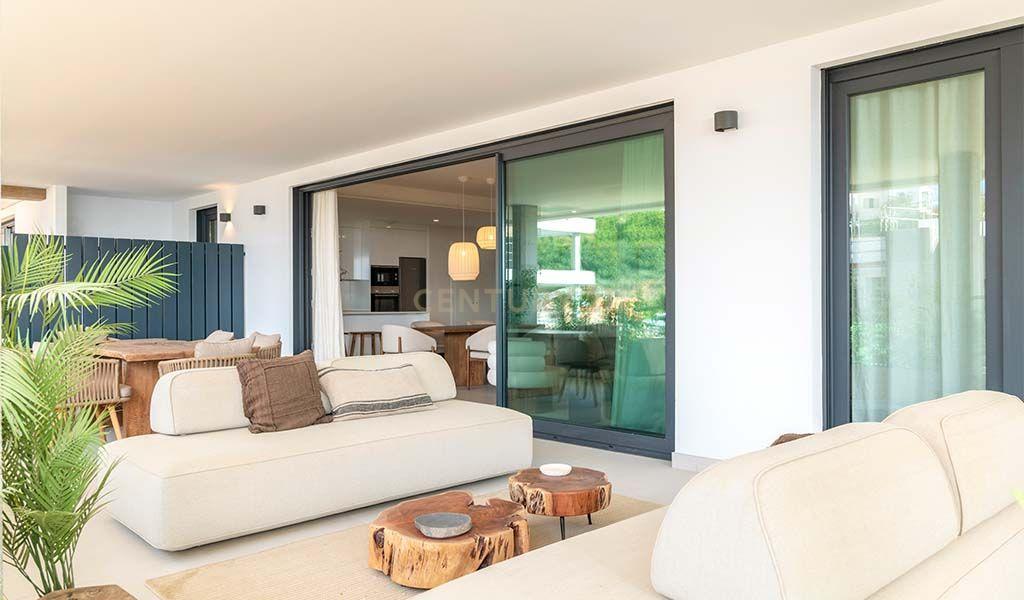 Oásis de luxo em Marbella: Nova construção, vistas deslumbrantes sobre o mar. - Image 5