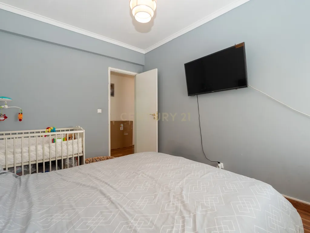 🏡 Oportunidade única: T2 espaçoso, com varanda e localização privilegiada! - Image 14