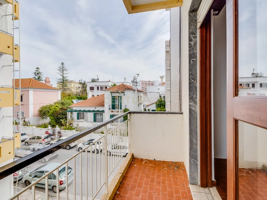Apartamento T 4 em Faro no centro da cidade a 300m do mercado Municipal. - Image 23
