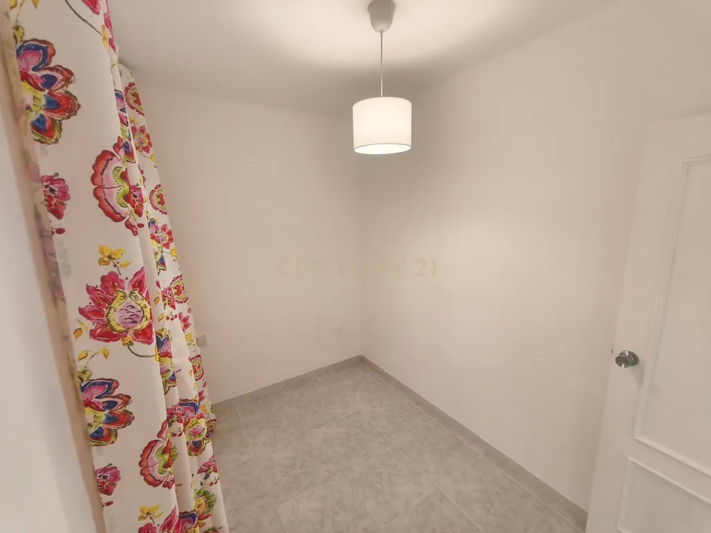 Apartamento Térreo de Esquina com 3 Quartos Totalmente Remodelado em El Boquetillo – Fuengirola - Image 27
