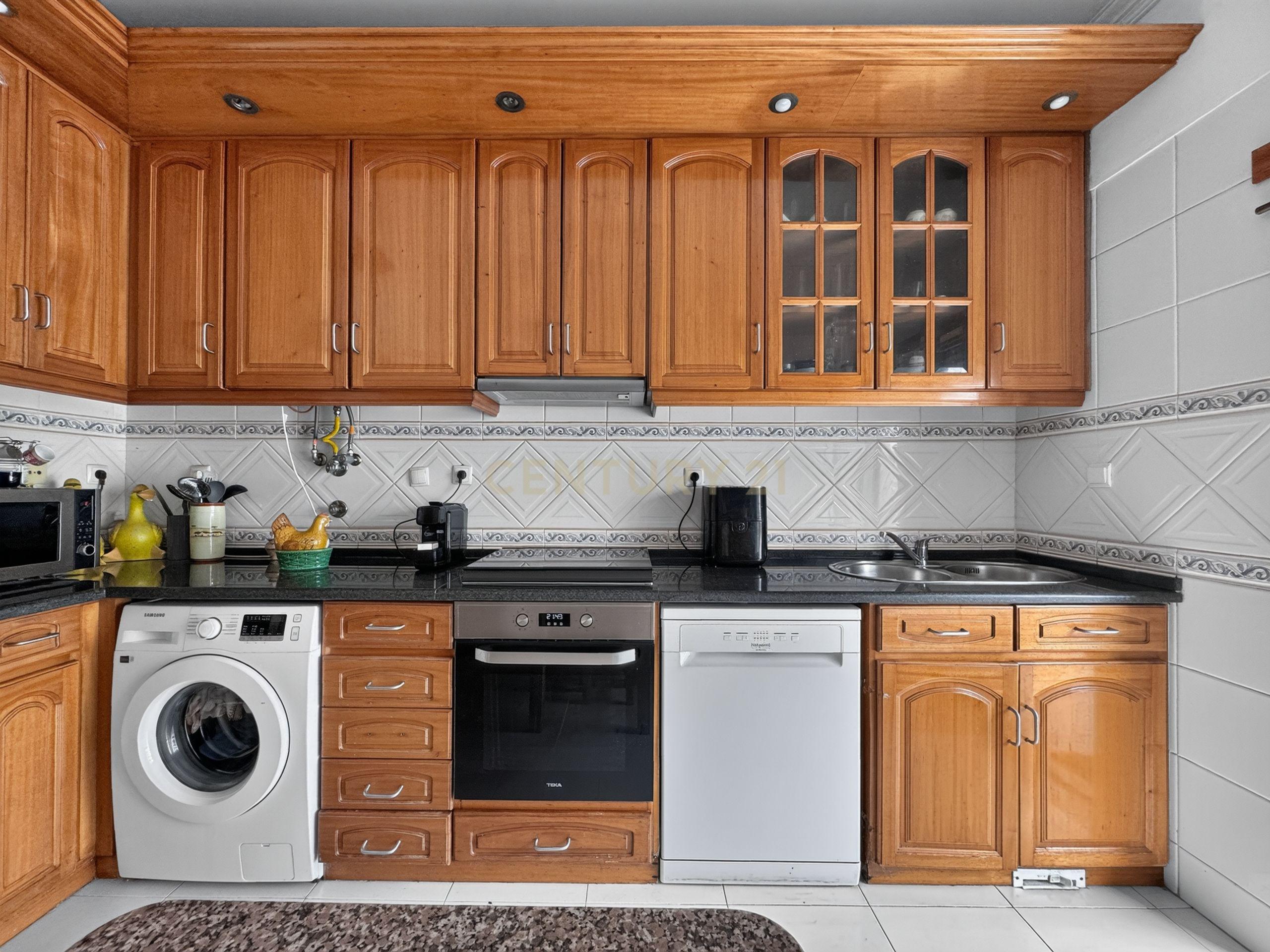 Apartamento T2 à venda em Charneca de Caparica e Sobreda, Almada — foto 20