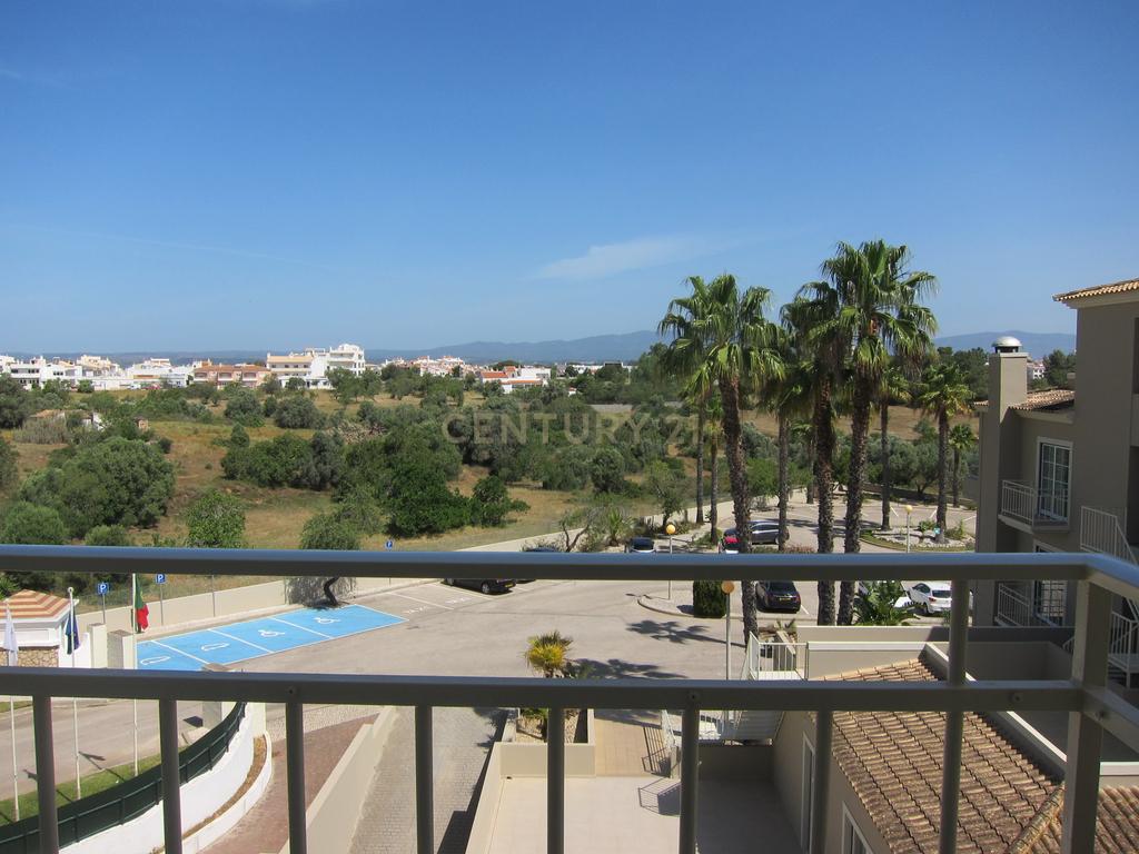 Apartamento T1  em Condomínio fechado com piscina, Vitor`S Plaza Alvor - Image 23