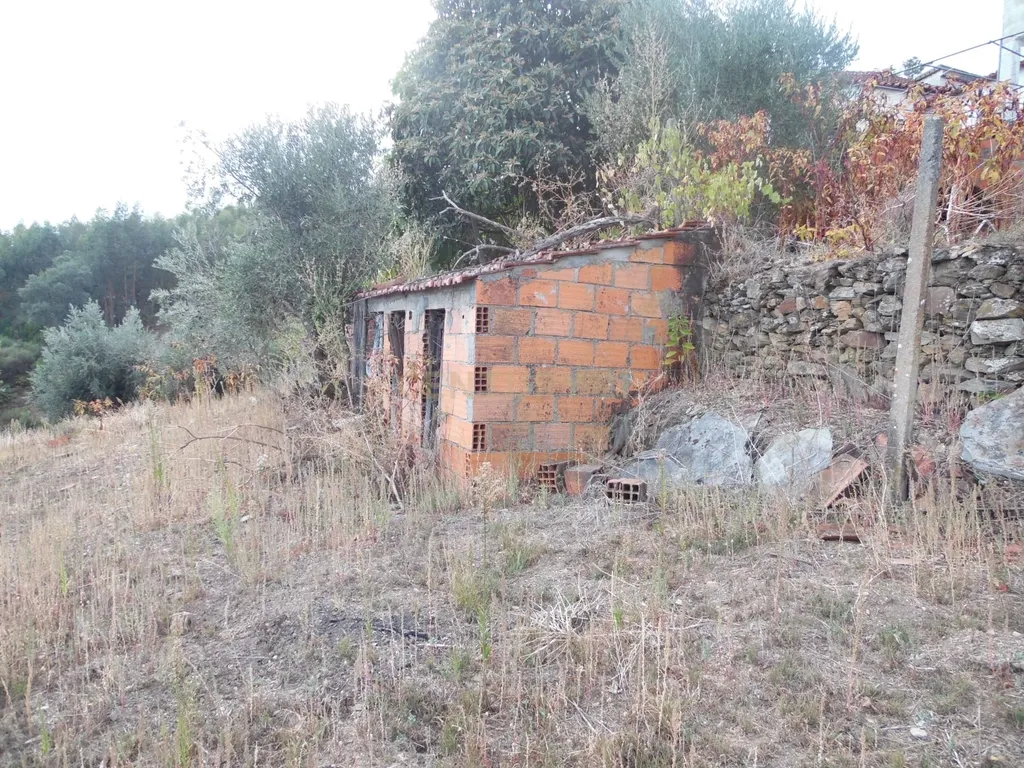 Refúgio de charme na natureza – Moradia T2 com terreno em Pampilhosa da Serra - Image 18