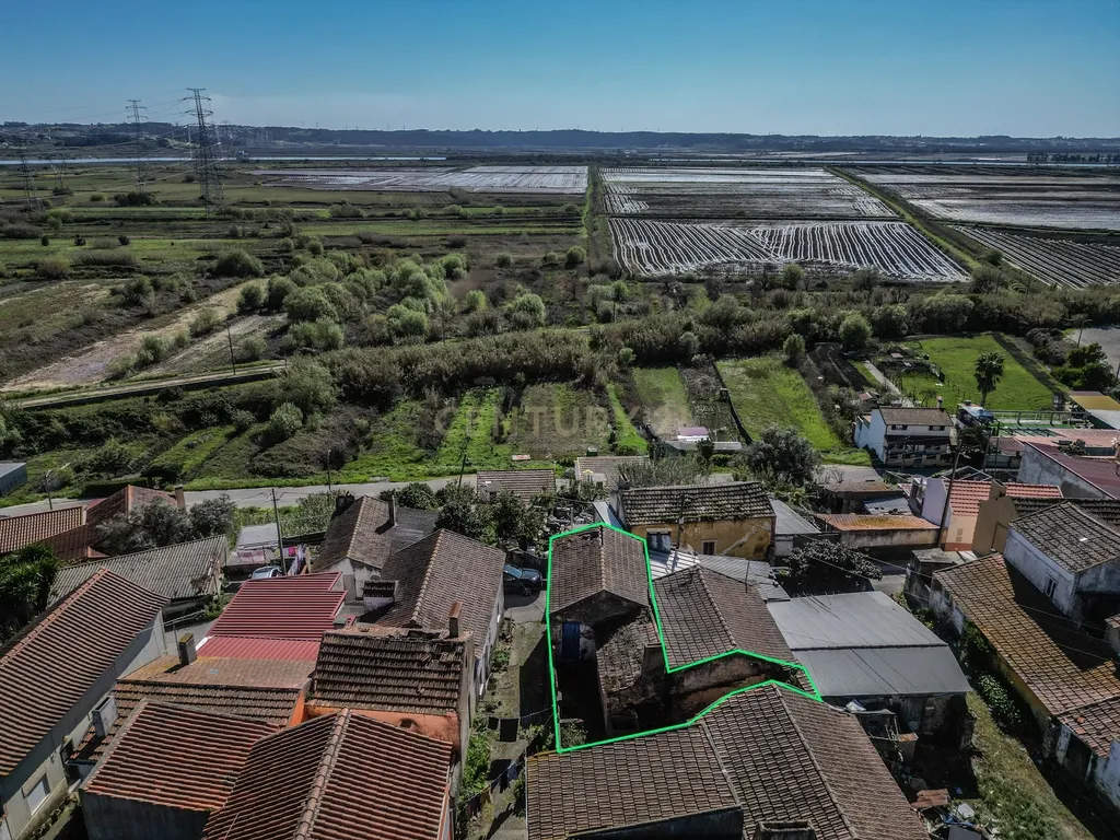 Moradia para reabilitar em Lares, Vila Verde, Figueira da Foz - Image 3