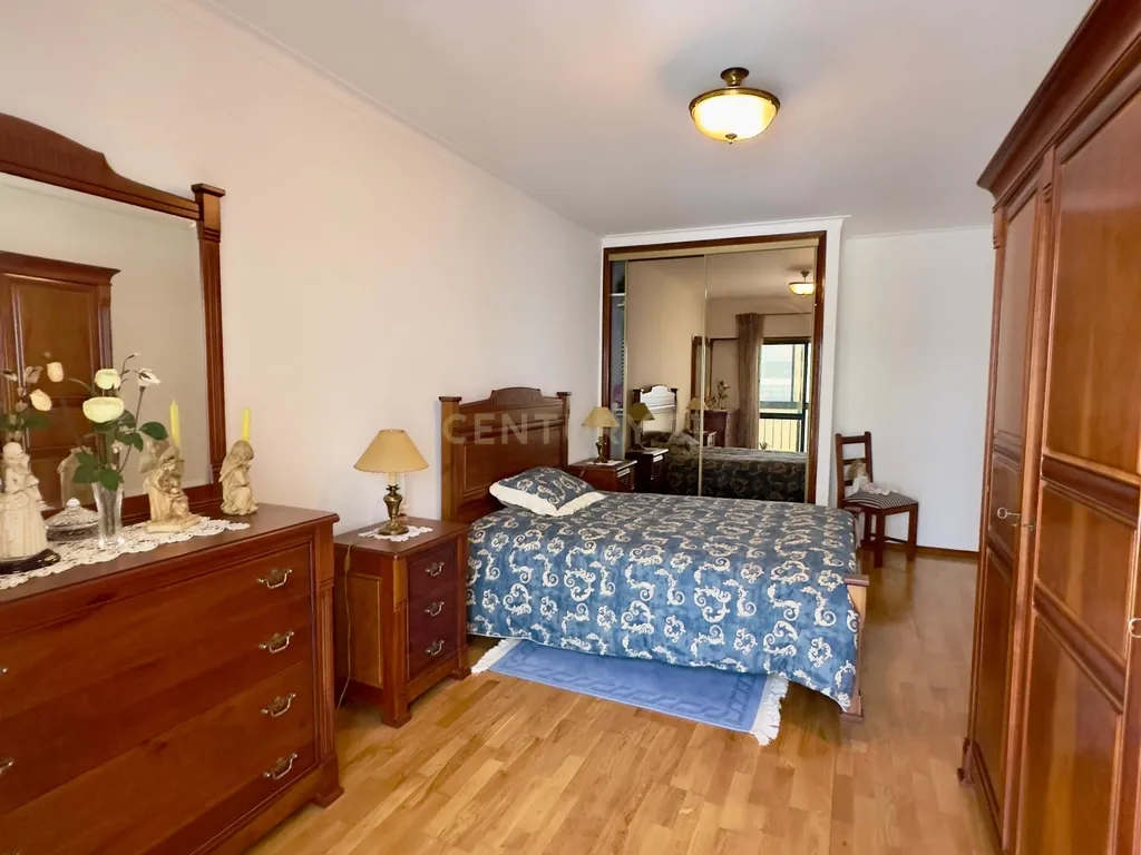 Apartamento T2 em Massamá Norte - Image 11